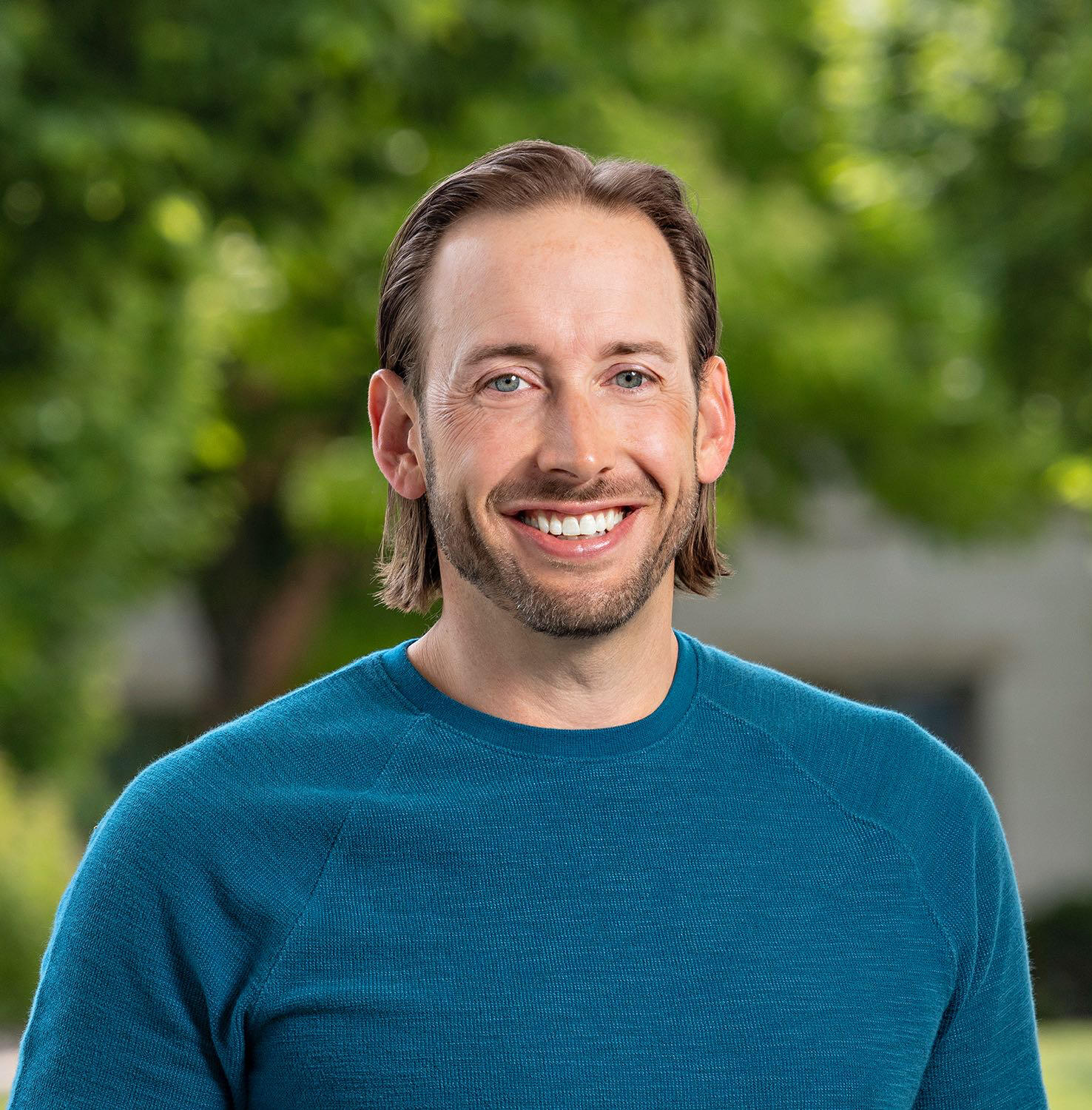 Professional headshot of Bill Richards, an executive sales and marketing leader based in Kansas.